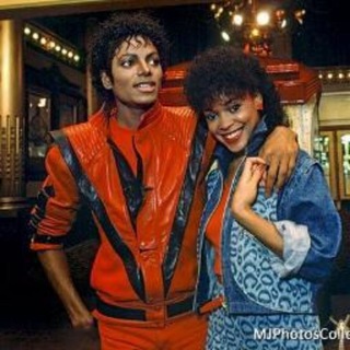 Логотип @doloresmjj - DoloresMJJ