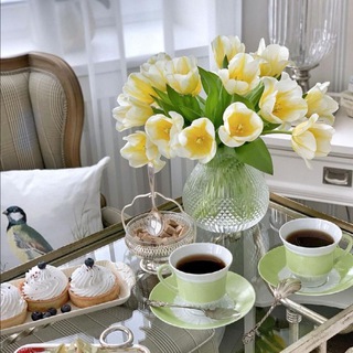 Логотип @dom_uyut_concept - ВЕТКА СИРЕНИ