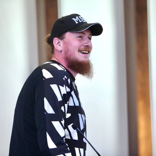 Логотип @dontdothisstep - СТЭП БЭК НЕ ТУДА