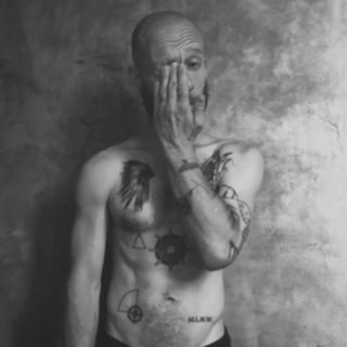 Логотип @dontgivepapaya - Don’t give papaya