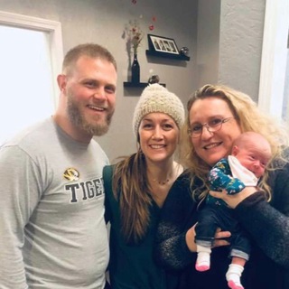 Логотип @dr_poppy - DrPoppy