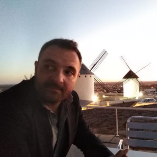 Логотип @dralarcos - Dr Alarcos