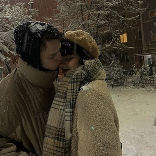 Логотип @drapomiooo - три метлы🎄