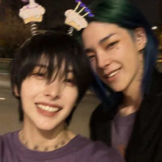 Логотип @drawn_pisdej - 🍷Бар_Чат🍷