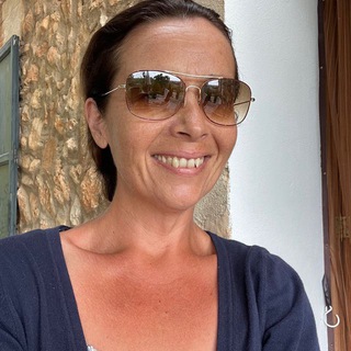 Логотип @drheidiwichmann - Dr. Heidi Wichmann