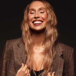 Логотип @drisaenko - Sveta Isaenko