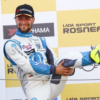 Логотип @dull_bull - Ефим Гантмахер