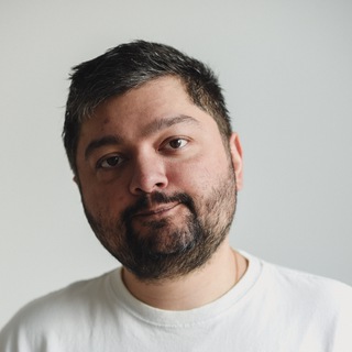 Логотип @dushniys - душный инглиш