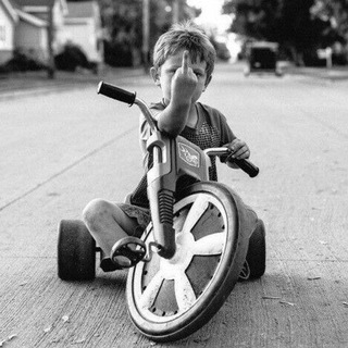 Логотип @duygusuzpzvnklr - Duygusuz Pezevenkler