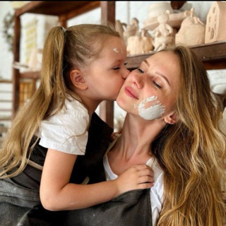 Логотип @dvenitki - Dvenitki 👉 Trinitki