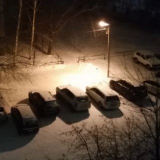 Логотип @dvor_murmansk - эхо мурманских подъеZдов