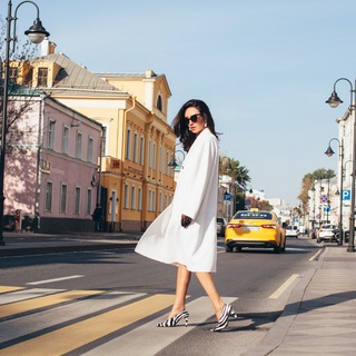 Логотип @dvoryaninv - Студент-философ!