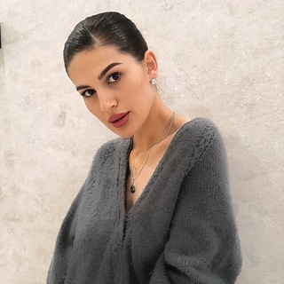 Логотип @dzhioevastories - Dzhioeva