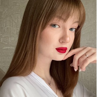 Логотип @dzllhaha - darina k