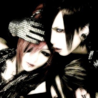 Логотип @e33elm00 - ( ОНЕТ ПЕРЕЕЗД ) хозу мистар террорист🍓✝️ #передозстрейда