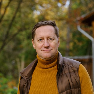 Логотип @e_builddocs - Евгений Бузлаев | Билдокс