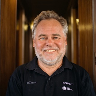 Логотип @e_kaspersky - Евгений Касперский