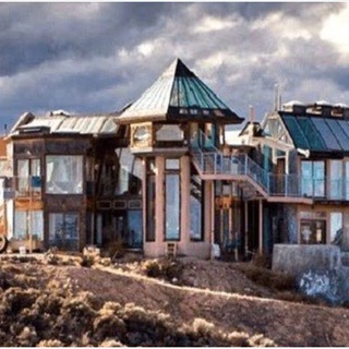 Логотип @earthships - earthships