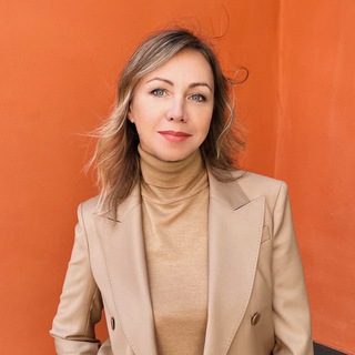 Логотип @easy_steps - Елена Клишина. Лидерство. Смысл. Аутентичность.