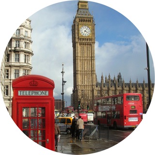 Логотип @easyeeenglish - English на изи