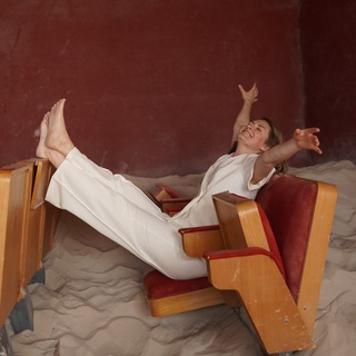 Логотип @easyparent - Пр●стоР●диТели