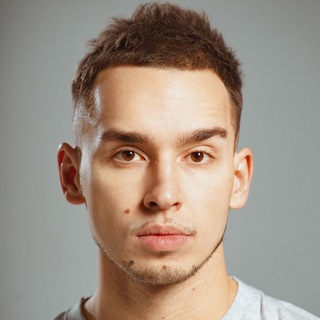 Логотип @eboitalks - E-Boi