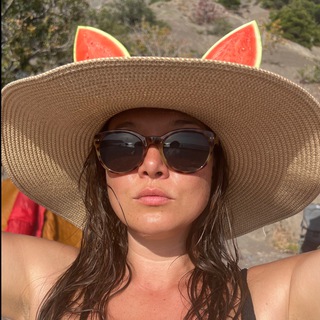 Логотип @eda_uga - Еда Юга | 🍊🌶️ФРУКТЫ и ДЕЛИКАТЕСЫ ЮГА России