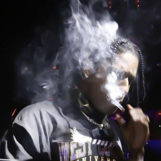 Логотип @edasssssss - архив новостей моды.