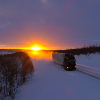 Логотип @edet_ded_chat - Едет Дед Chat