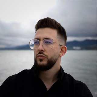 Логотип @eduard_barsukov - Эдуард Барсуков | UX/UI-дизайн и маркетинг