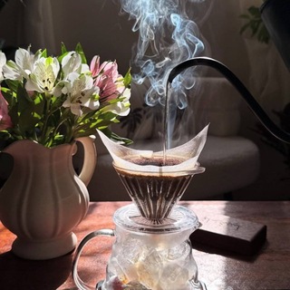 Логотип @ee001e1 - е