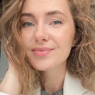 Логотип @efimova_daria - Дарья Ефимова | Дизайн и флиппинг