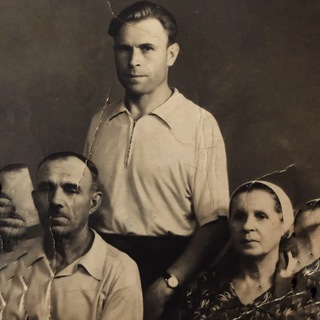 Логотип @eiimoik - А-людидобрі