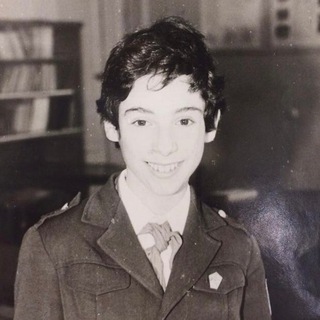 Логотип @eine_kleine_chat - Айне Кляйне обсуждение