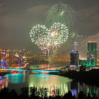 Логотип @ekbkvadrat - ЕКАТ квадрат | Silvernass