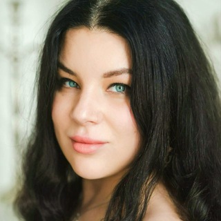 Логотип @ekvinokurova - Дневники москвички