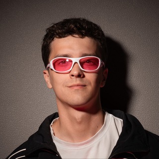 Логотип @eldanielleee - El Danielle / Даниил Видишев