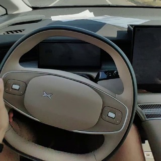 Логотип @electricauto_chat - ELECTROHEAD CHAT \ китайские электромобили LiXiang, BYD, Zeekr, Voyah в Беларуси (РБ и РФ)
