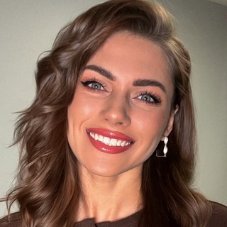 Логотип @elen_rix - NOVA Journal