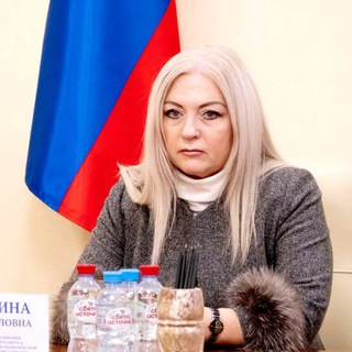 Логотип @elena_kukushkina22 - Елена Кукушкина КПРФ