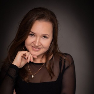 Логотип @elena_obo_vsem_ponemnogu - Психолог Елена Таширева