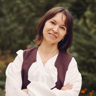 Логотип @elenakrutiy - Учу по-новому