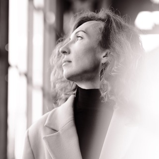 Логотип @elenarealspb - Просто о недвижимости и жизни🌻