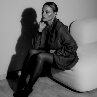 Логотип @elenasherlygina - Продюсирование Шерлыгина