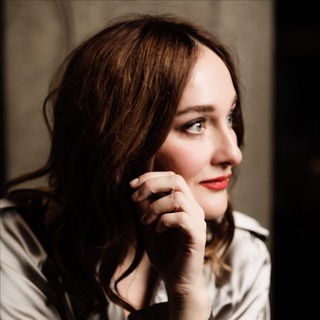 Логотип @elenasotnikovaletters - Сотникова пишет