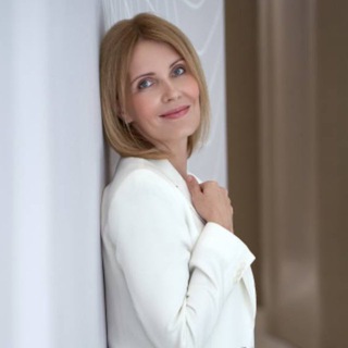 Логотип @elentatarnikova - Карьера от Елены Татарниковой