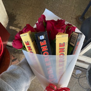 Логотип @eleoragifts - ኤሊ-ዖራ(eleora) gifts and candles