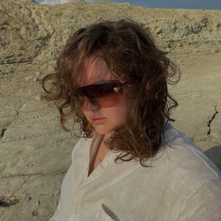 Логотип @elinabarminazvuchit - личный дневник