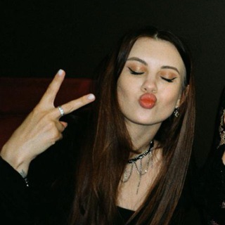 Логотип @elisavetaaaaaaaa2 - если бы мы знали что это Chat