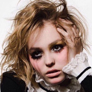 Логотип @elizabethstarrr - элизабет свага 🦢